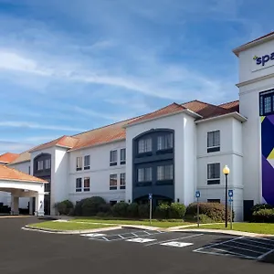 Spark By Hilton Airport Hotel Savannah