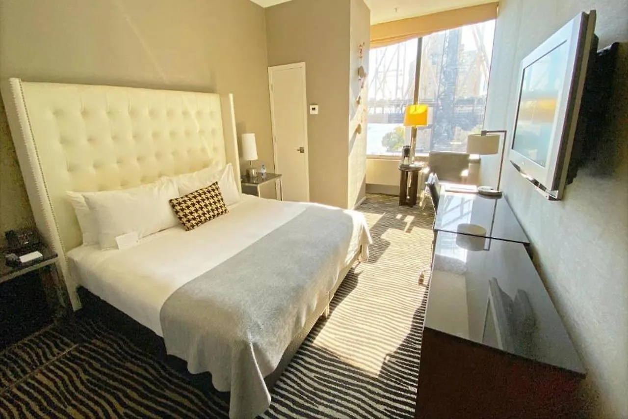 ניו יורק Bentley Hotel  ניו יורק