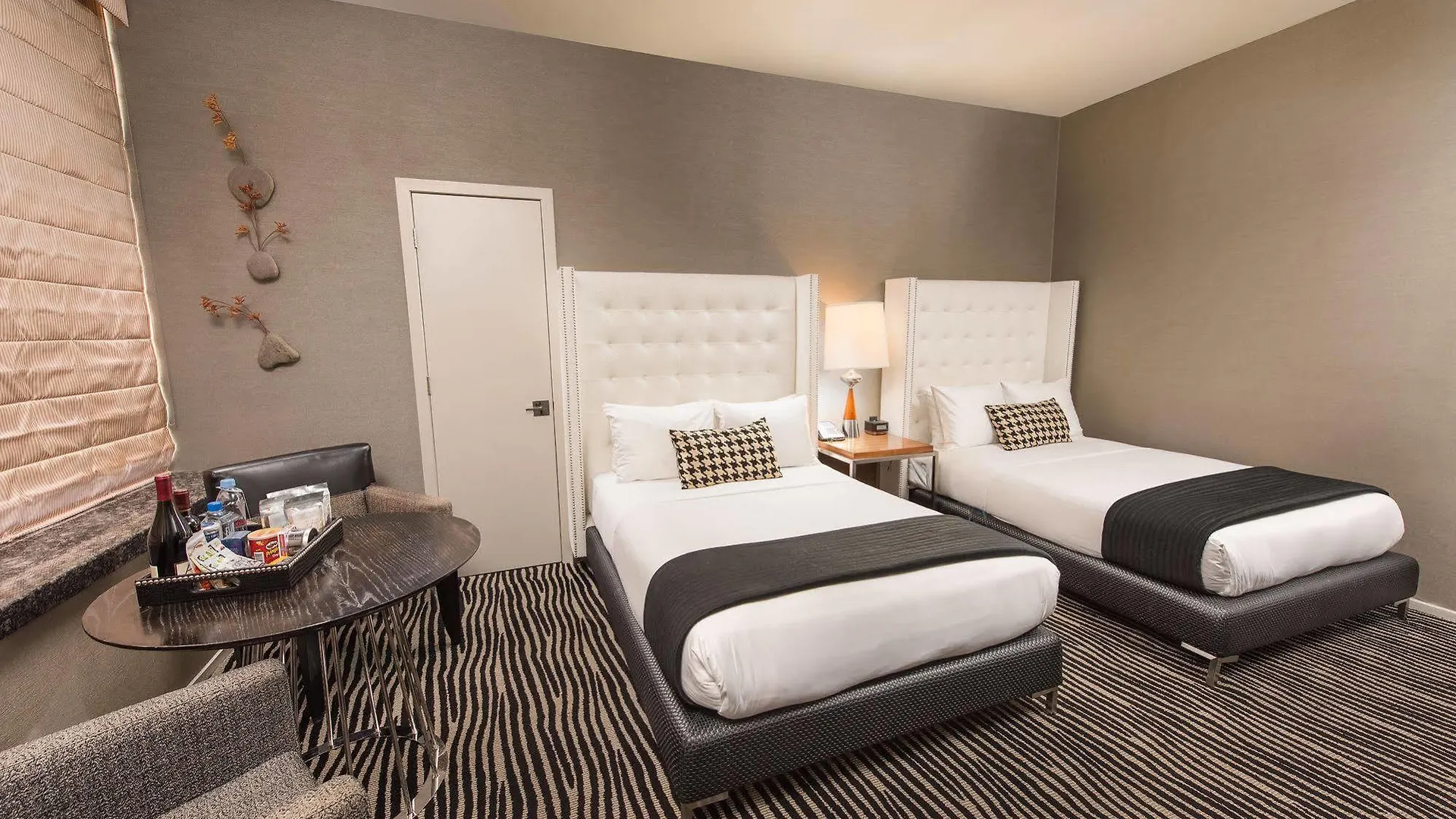ניו יורק Bentley Hotel  ניו יורק